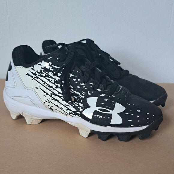 Under Armour Size 12 Youth Black and White Baseball Cleats - Picture 2 of 9